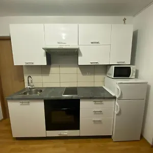 Apartament Marko, Vir
